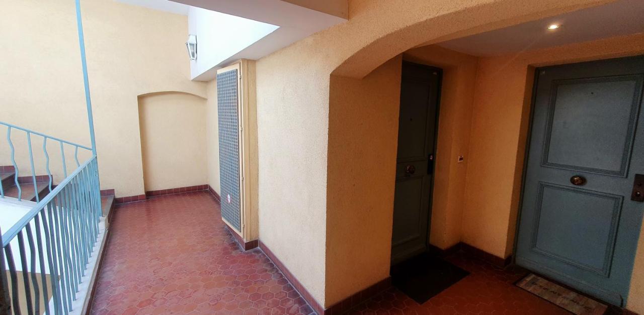 شقة Chambre D'Hotes Sde, Wc Prive Climatise Dans Loft 80M2 Espace Commun Avec Les Habitants Salon Et Cuisine تولون المظهر الخارجي الصورة