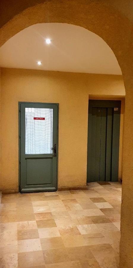 شقة Chambre D'Hotes Sde, Wc Prive Climatise Dans Loft 80M2 Espace Commun Avec Les Habitants Salon Et Cuisine تولون المظهر الخارجي الصورة